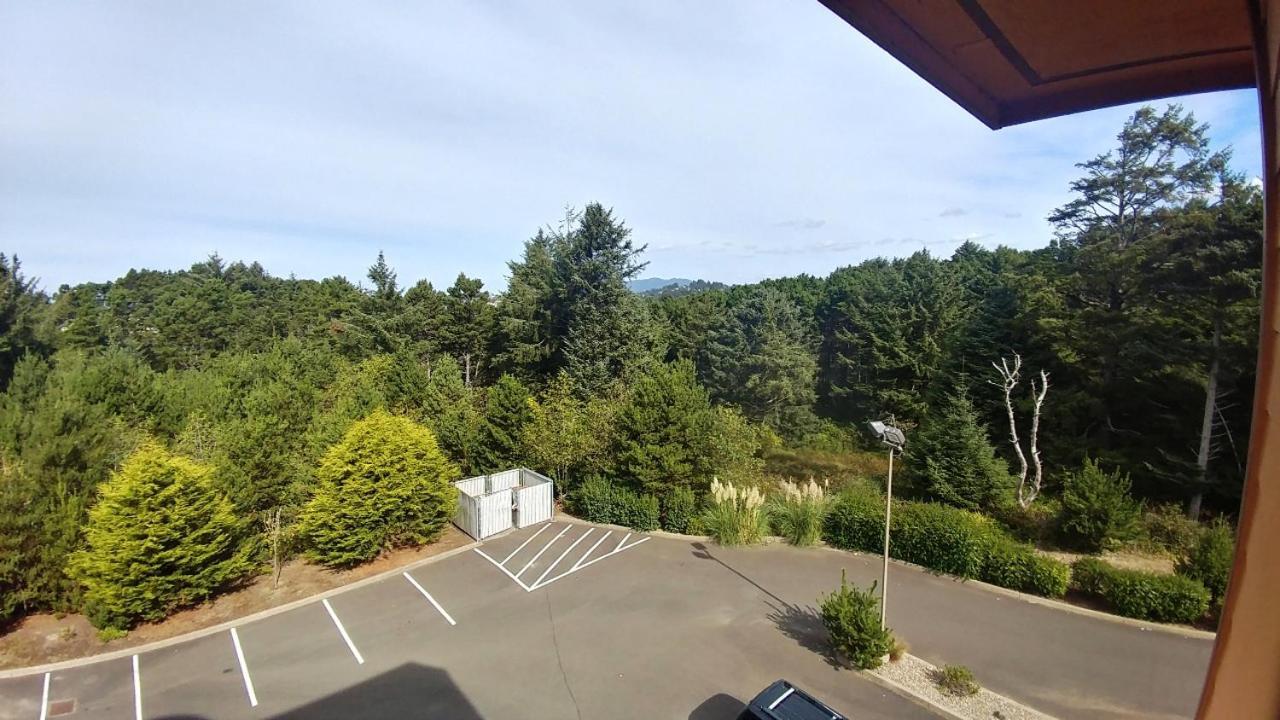 Palace Inn & Suites Lincoln City Zewnętrze zdjęcie