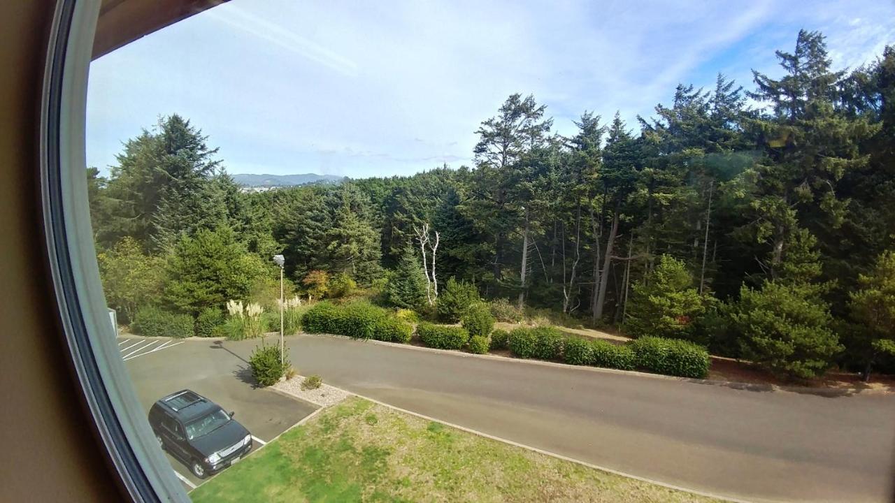 Palace Inn & Suites Lincoln City Zewnętrze zdjęcie