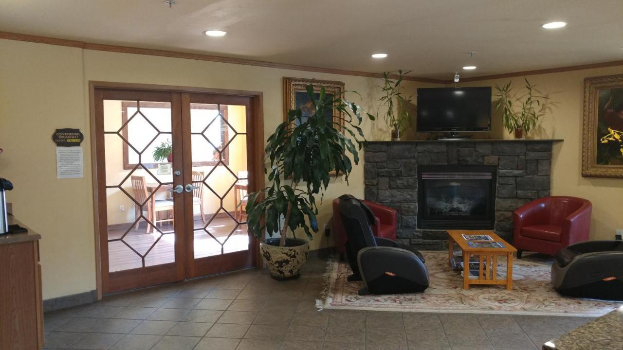 Palace Inn & Suites Lincoln City Zewnętrze zdjęcie