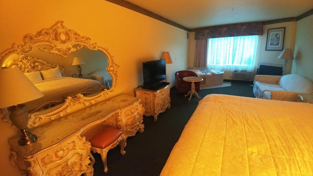Palace Inn & Suites Lincoln City Zewnętrze zdjęcie