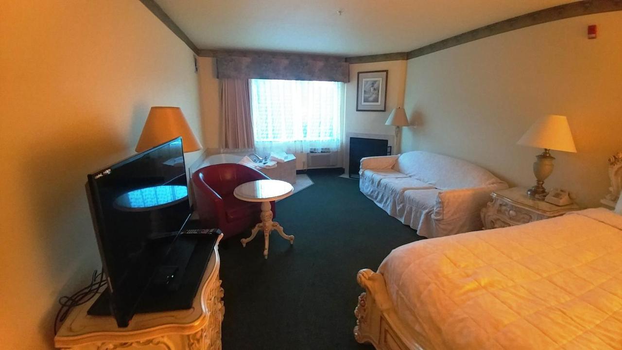 Palace Inn & Suites Lincoln City Zewnętrze zdjęcie