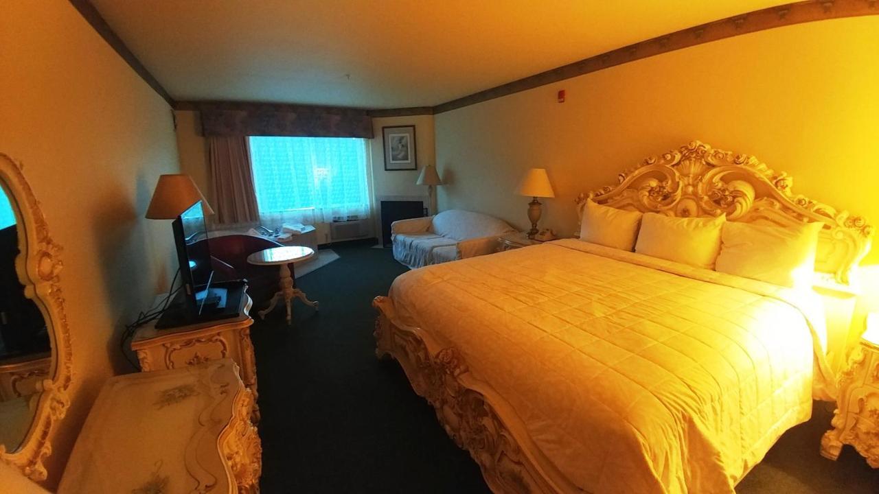 Palace Inn & Suites Lincoln City Zewnętrze zdjęcie