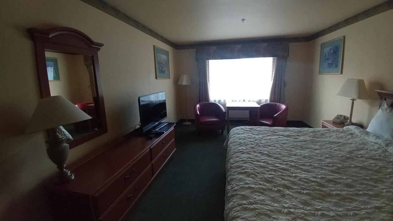 Palace Inn & Suites Lincoln City Zewnętrze zdjęcie